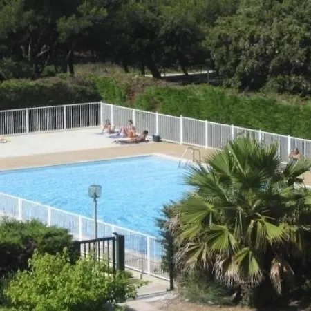 Les Marines D'aryana Apartmán