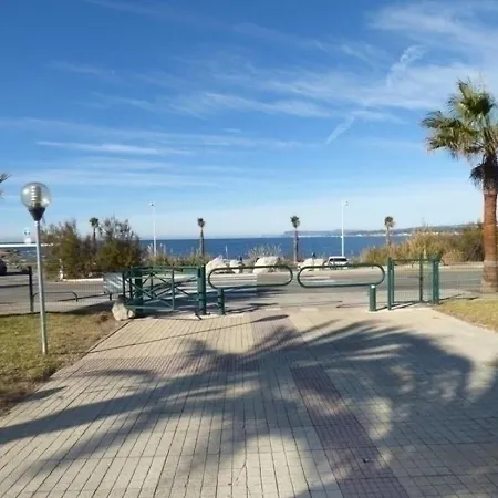 Les Marines D'aryana * Sanary-sur-Mer