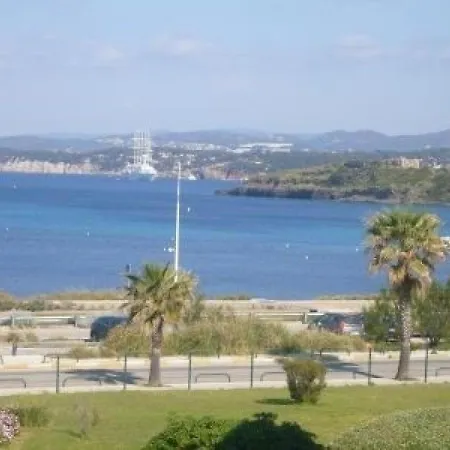 Les Marines D'aryana * Sanary-sur-Mer